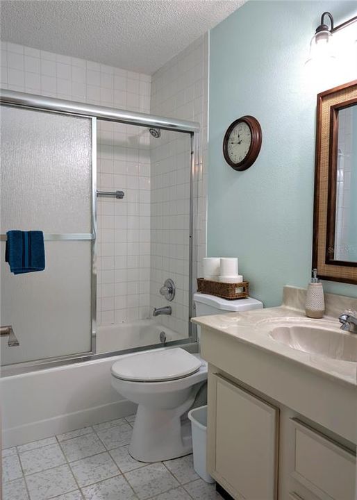 For Sale: $199,900 (2 beds, 2 baths, 1440 Square Feet)