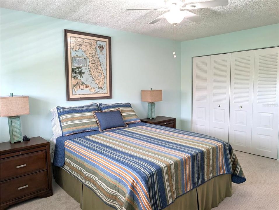 For Sale: $199,900 (2 beds, 2 baths, 1440 Square Feet)