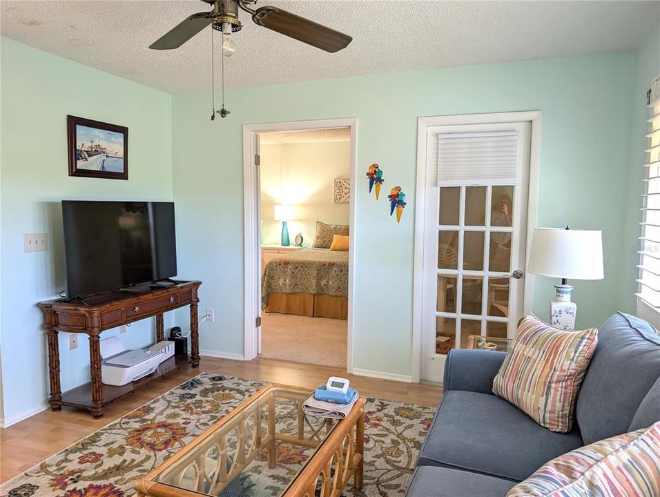 For Sale: $199,900 (2 beds, 2 baths, 1440 Square Feet)