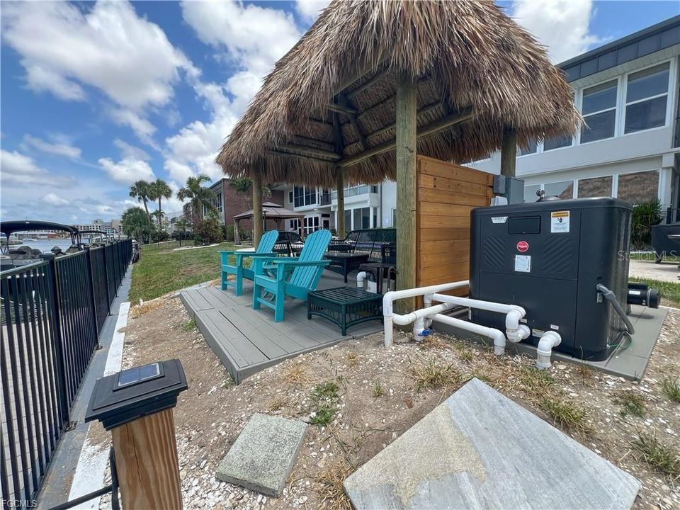 待售: $198,900 (2 贝兹, 2 浴室, 1165 平方英尺)