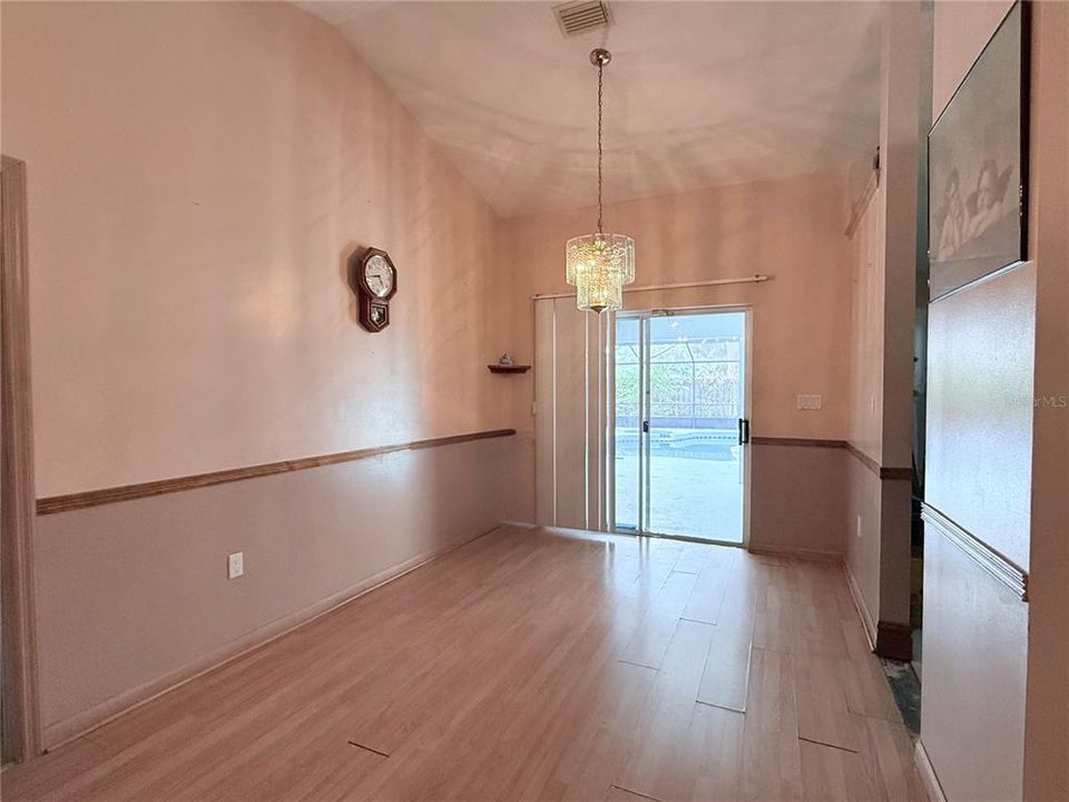 En Venta: $269,000 (3 camas, 2 baños, 1451 Pies cuadrados)