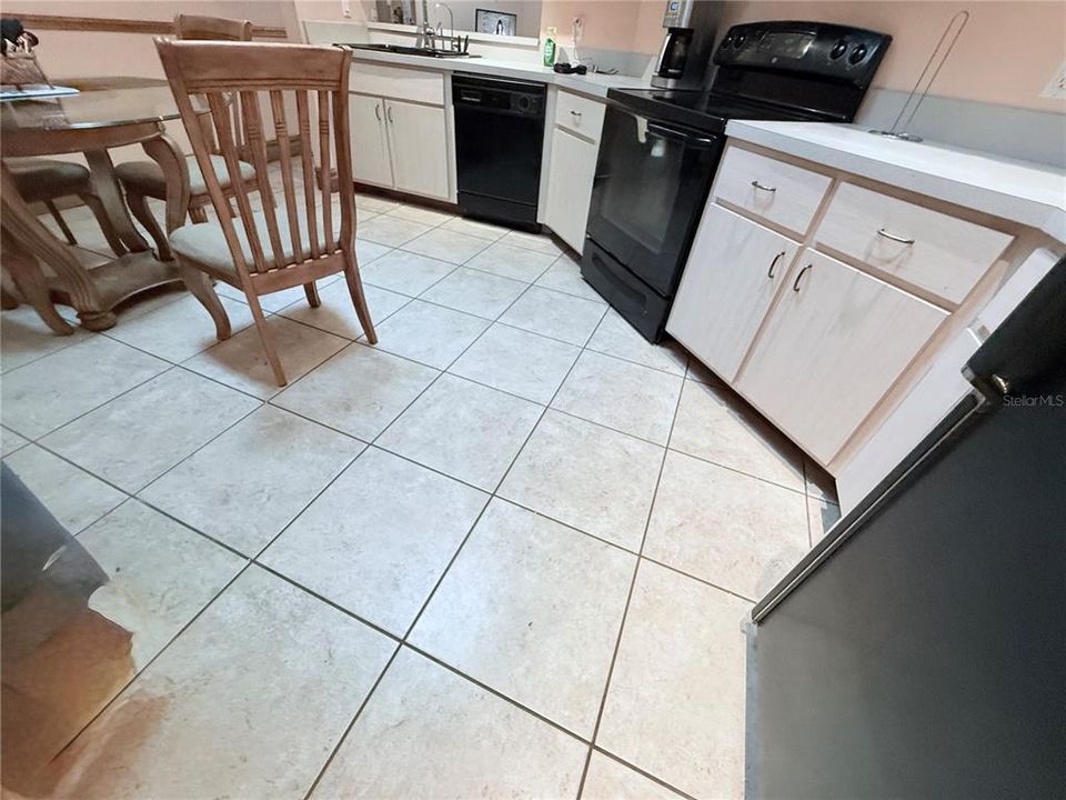 En Venta: $269,000 (3 camas, 2 baños, 1451 Pies cuadrados)