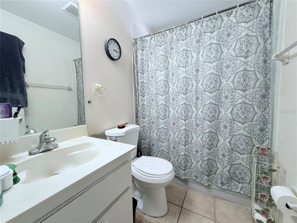 En Venta: $269,000 (3 camas, 2 baños, 1451 Pies cuadrados)