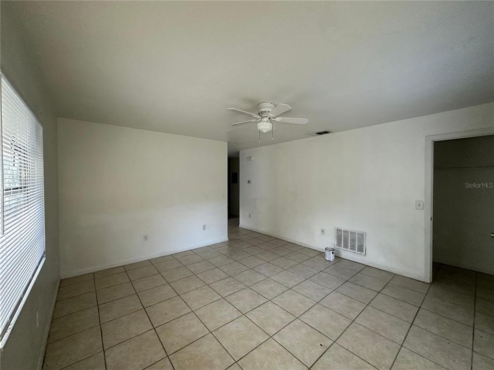 В аренду: $1,495 (2 спален, 1 ванн, 1122 Квадратных фут)