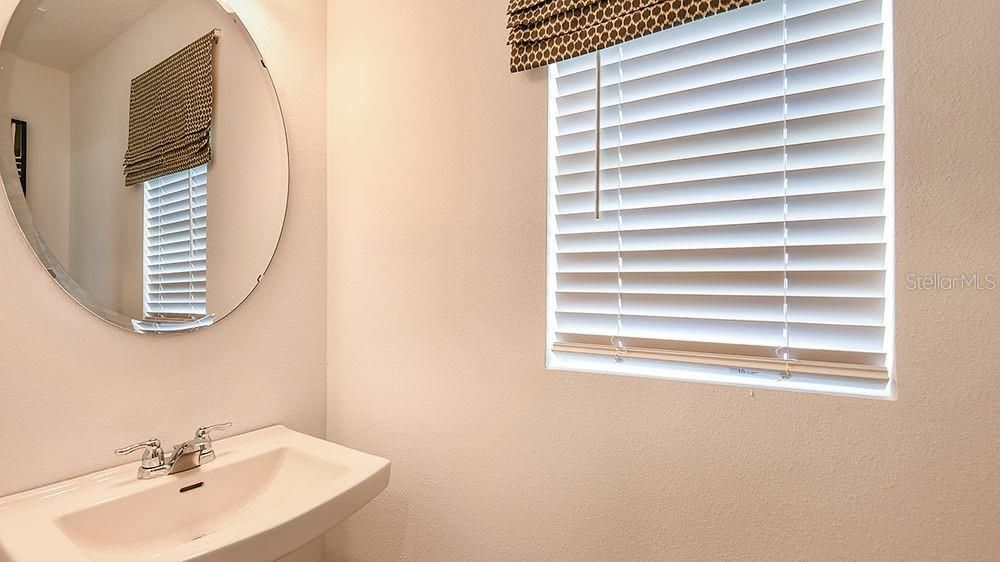 For Sale: $335,000 (3 beds, 2 baths, 1853 Square Feet)