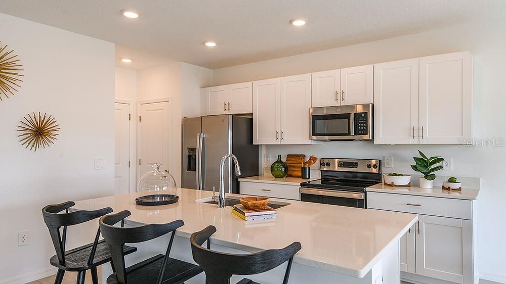 For Sale: $335,000 (3 beds, 2 baths, 1853 Square Feet)