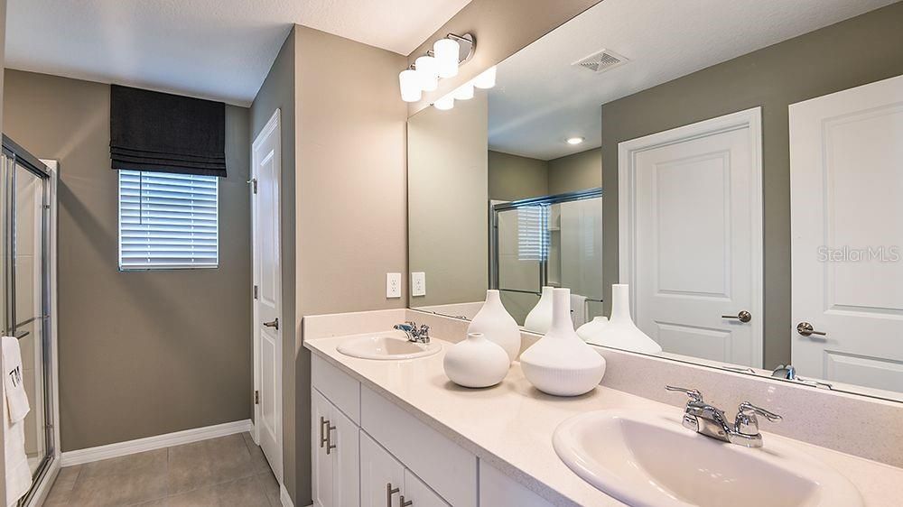 For Sale: $335,000 (3 beds, 2 baths, 1853 Square Feet)