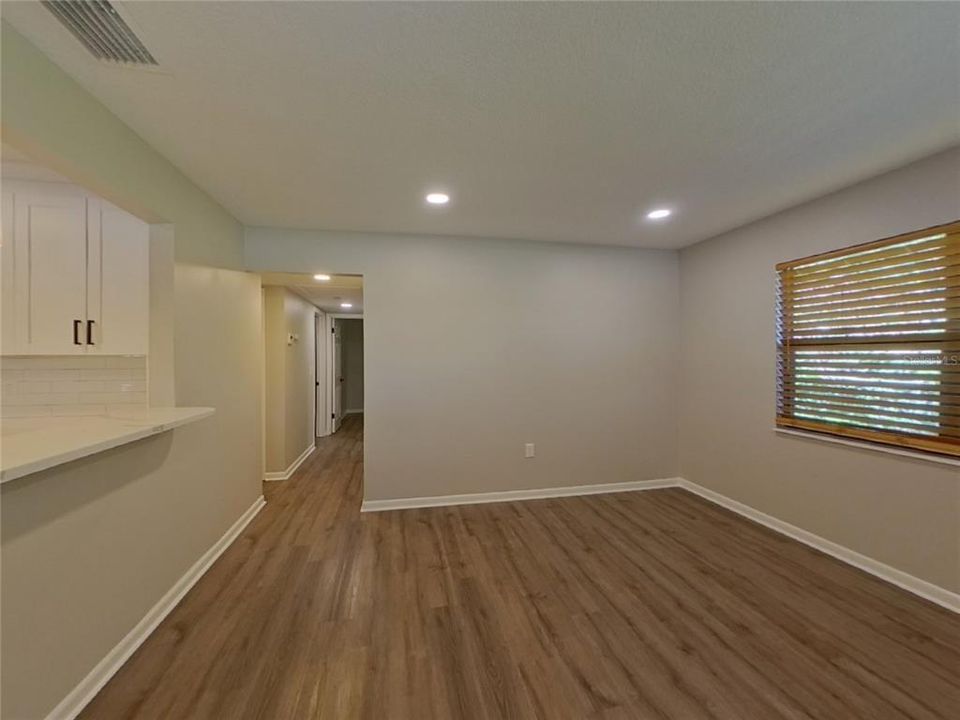 For Rent: $2,949 (3 beds, 2 baths, 1418 Square Feet)