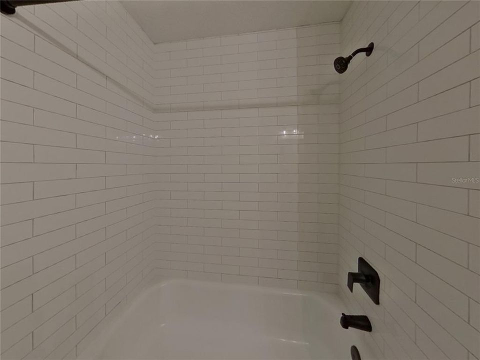 For Rent: $2,949 (3 beds, 2 baths, 1418 Square Feet)