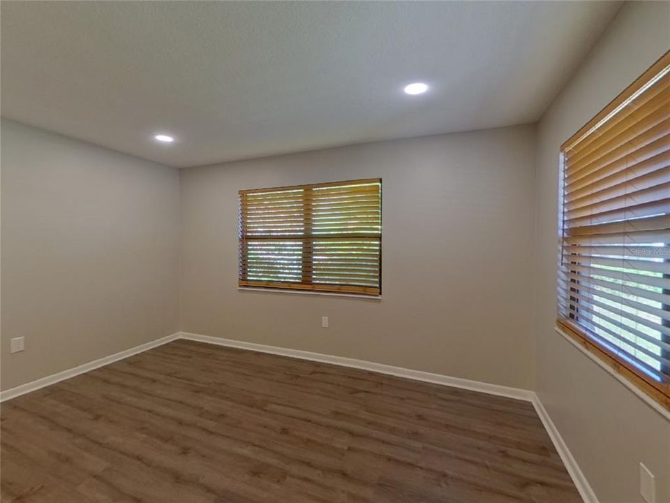 For Rent: $2,949 (3 beds, 2 baths, 1418 Square Feet)