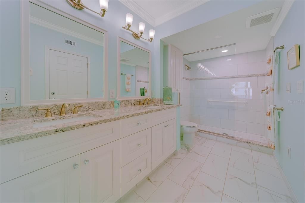 En Venta: $1,240,000 (2 camas, 2 baños, 1340 Pies cuadrados)