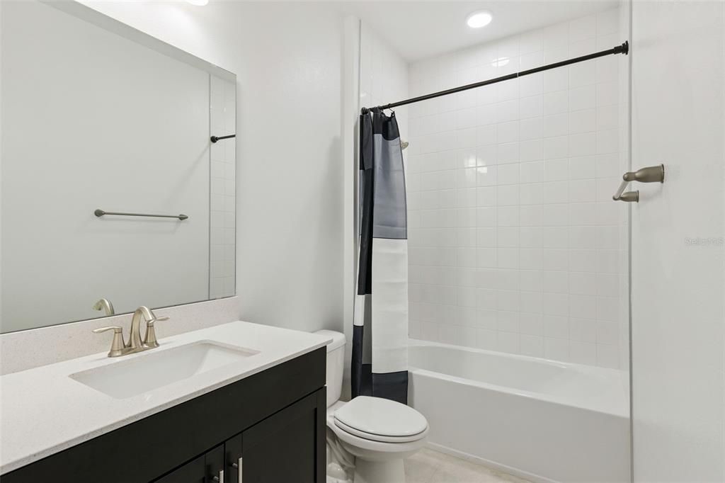 For Sale: $954,000 (5 beds, 4 baths, 3630 Square Feet)