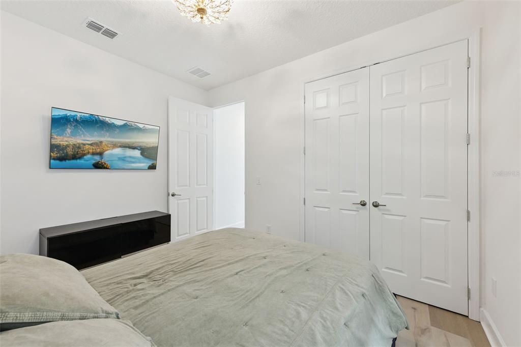 For Sale: $954,000 (5 beds, 4 baths, 3630 Square Feet)