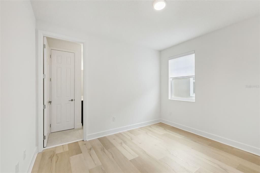 For Sale: $954,000 (5 beds, 4 baths, 3630 Square Feet)