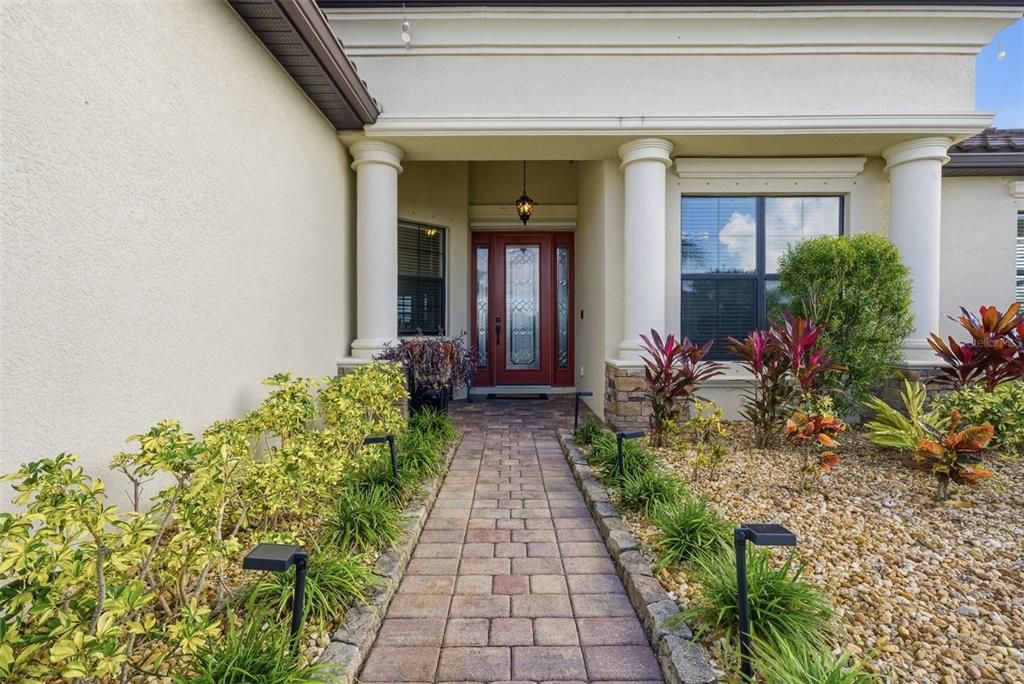 For Sale: $775,000 (4 beds, 2 baths, 2365 Square Feet)