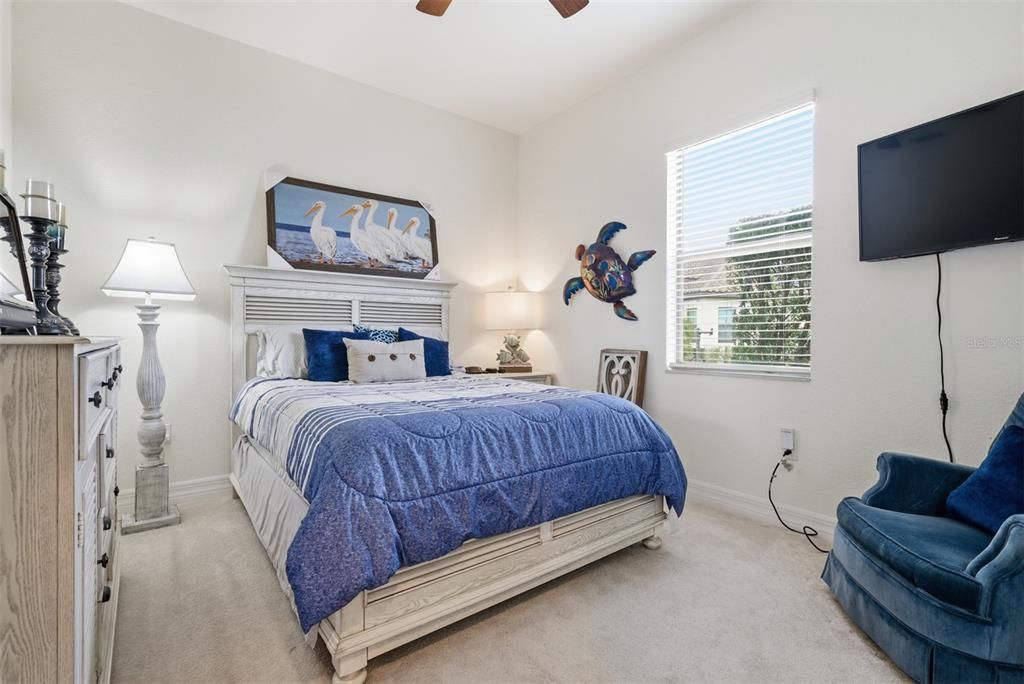 For Sale: $775,000 (4 beds, 2 baths, 2365 Square Feet)