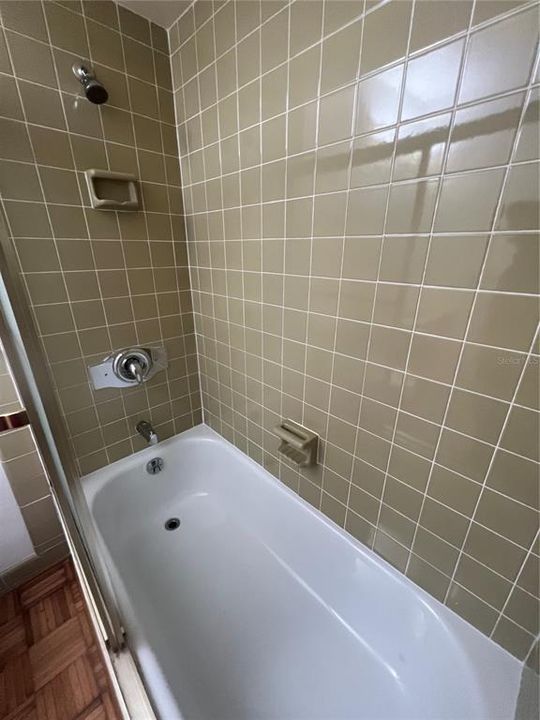 For Rent: $1,450 (3 beds, 2 baths, 1506 Square Feet)