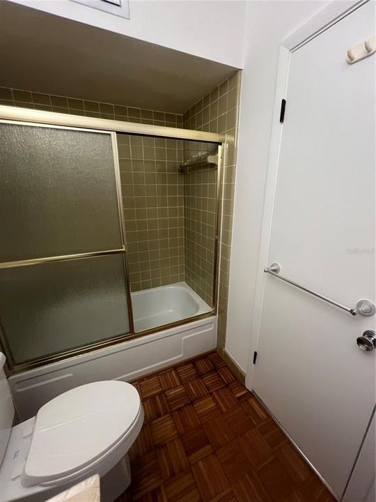 For Rent: $1,450 (3 beds, 2 baths, 1506 Square Feet)