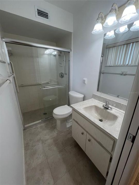 For Rent: $1,450 (3 beds, 2 baths, 1506 Square Feet)