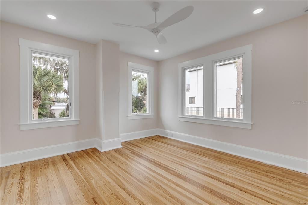 待售: $2,789,000 (4 贝兹, 2 浴室, 3226 平方英尺)