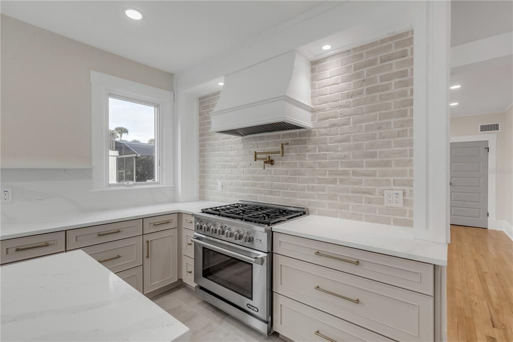 待售: $2,789,000 (4 贝兹, 2 浴室, 3226 平方英尺)