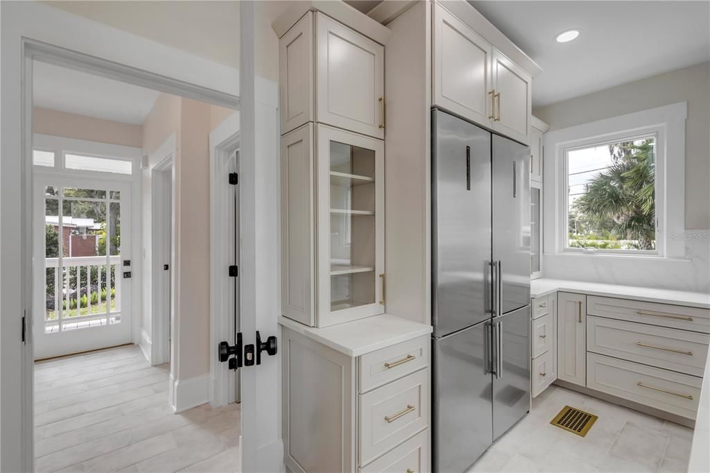 待售: $2,789,000 (4 贝兹, 2 浴室, 3226 平方英尺)