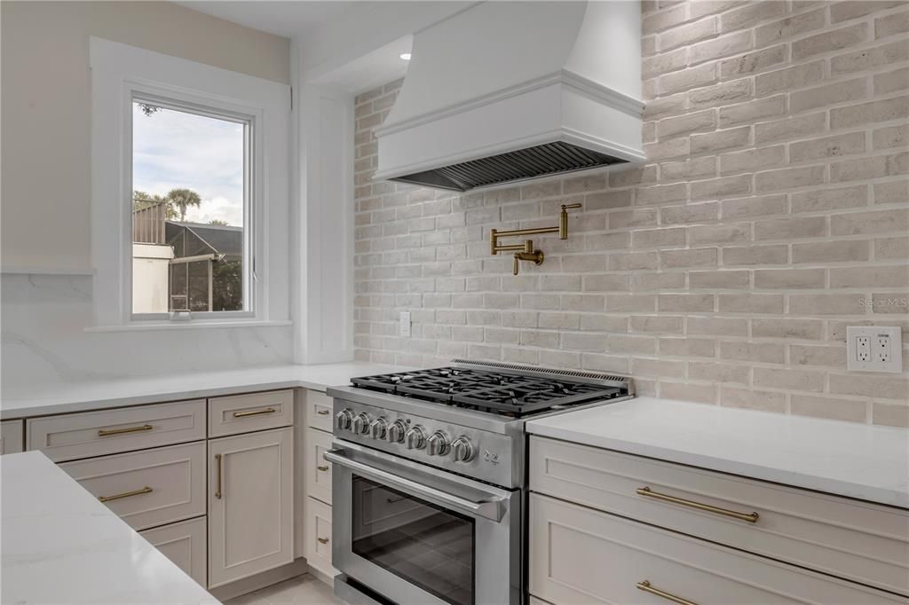 待售: $2,789,000 (4 贝兹, 2 浴室, 3226 平方英尺)