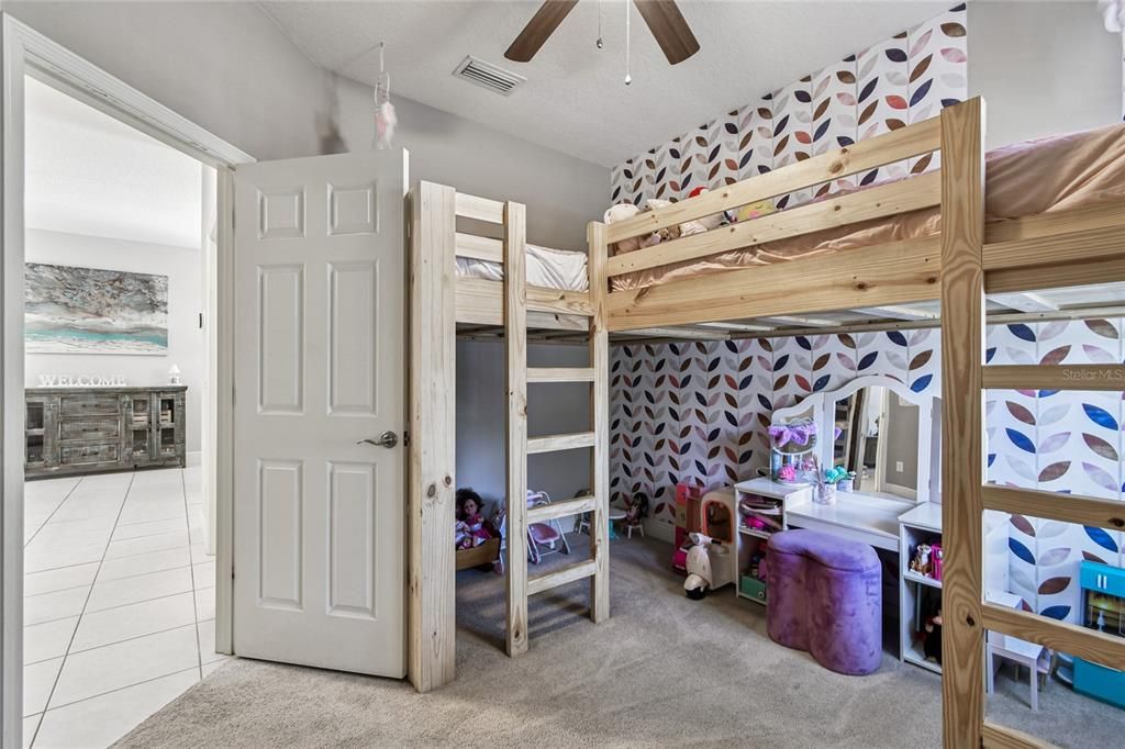 For Sale: $519,900 (3 beds, 2 baths, 1603 Square Feet)