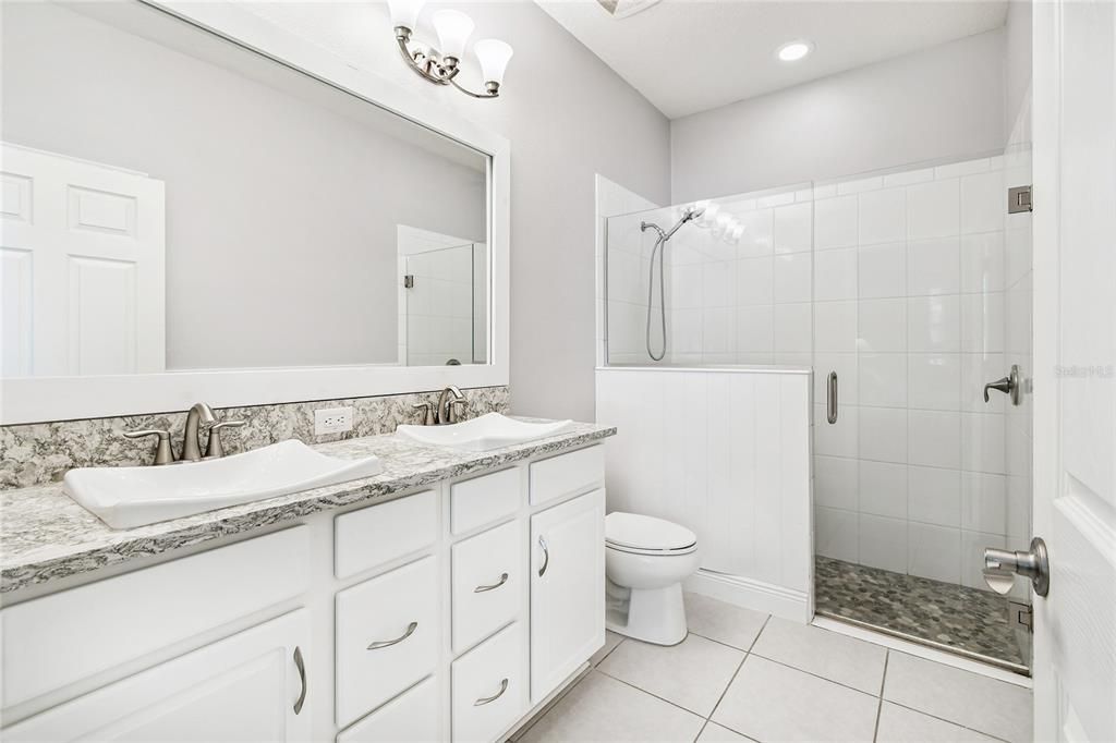 For Sale: $519,900 (3 beds, 2 baths, 1603 Square Feet)