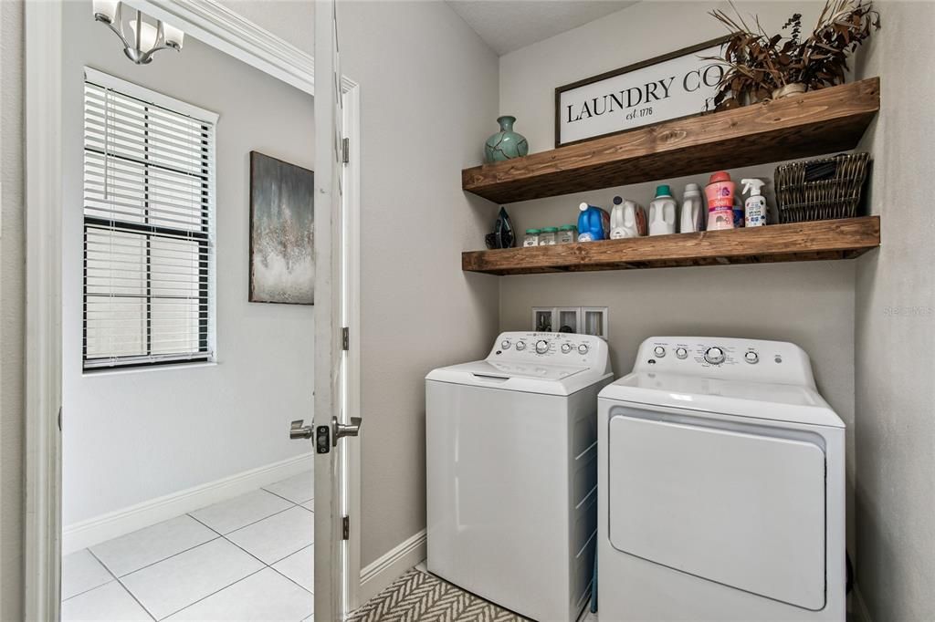 For Sale: $519,900 (3 beds, 2 baths, 1603 Square Feet)