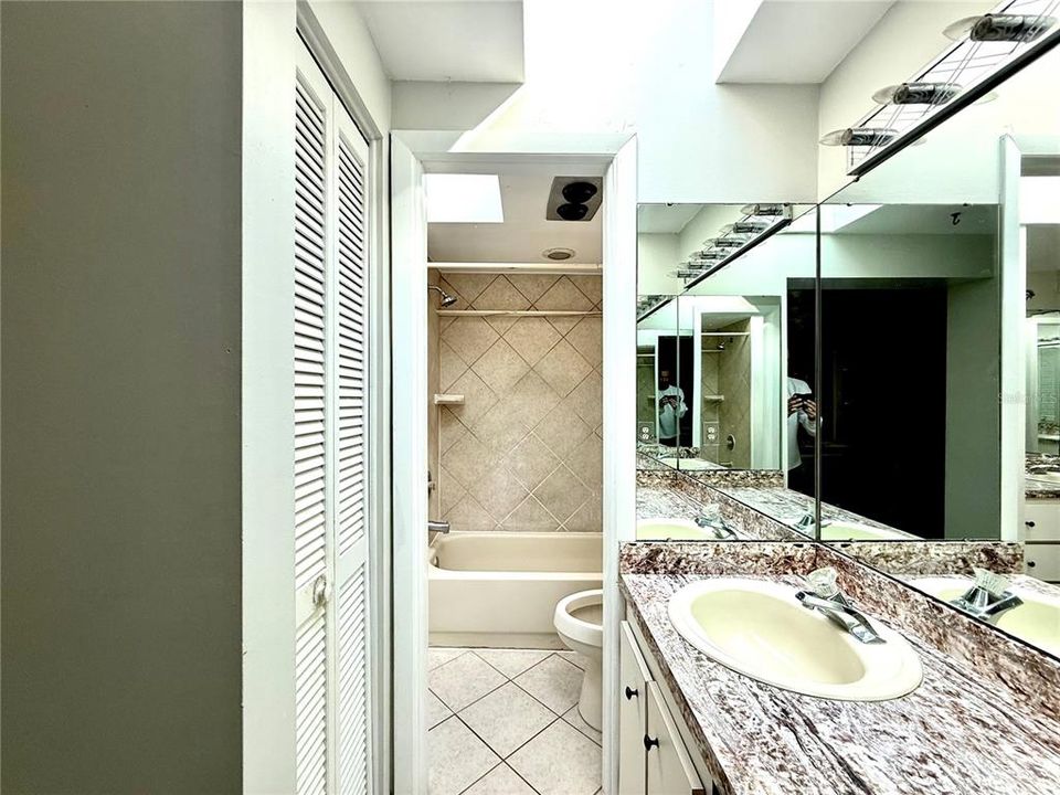 En Venta: $350,000 (3 camas, 2 baños, 1385 Pies cuadrados)