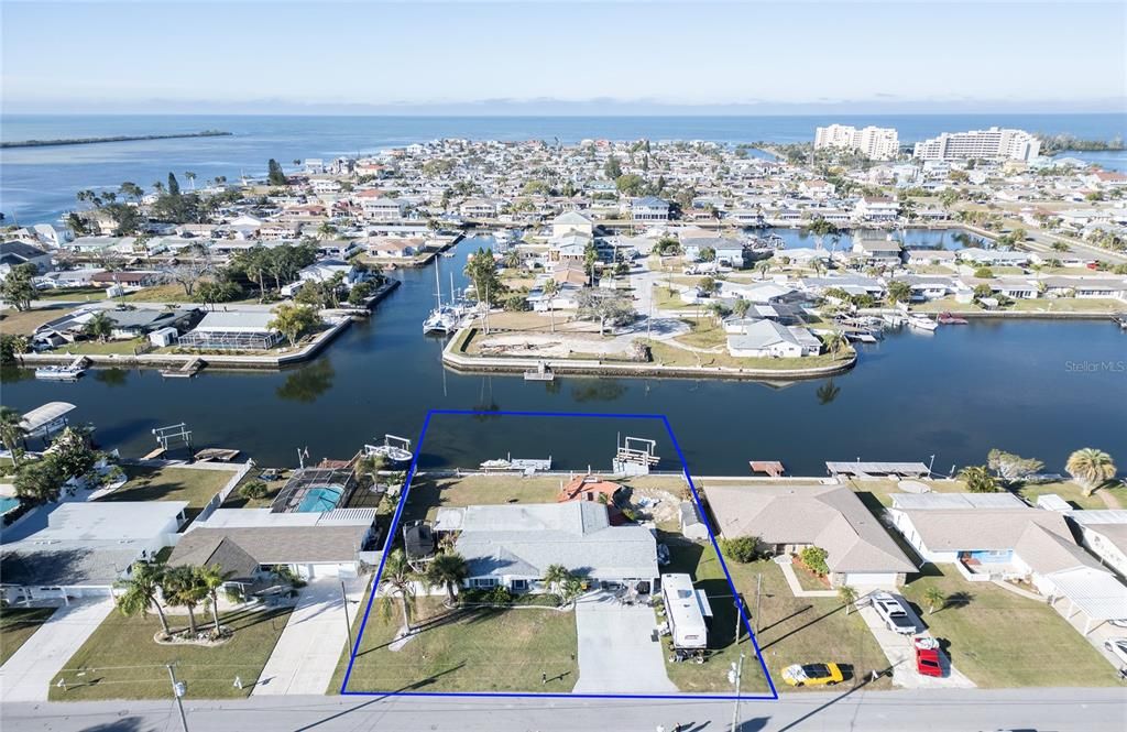 待售: $329,900 (4 贝兹, 3 浴室, 2484 平方英尺)