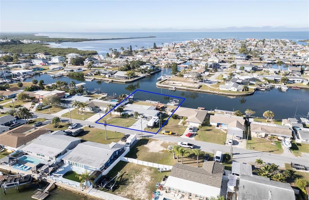 待售: $329,900 (4 贝兹, 3 浴室, 2484 平方英尺)