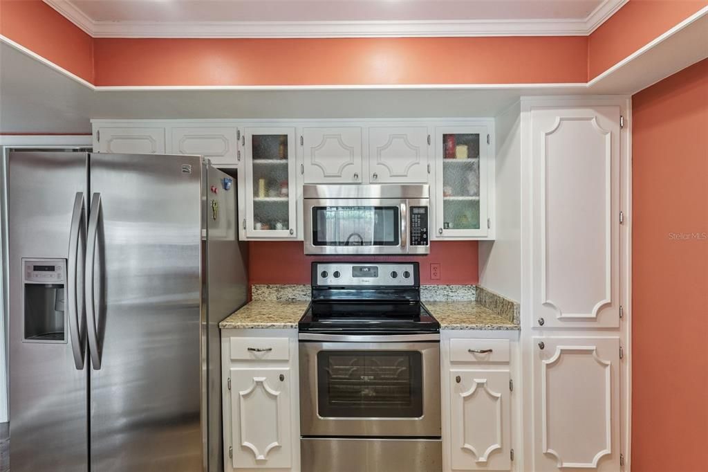 На продажу: $340,000 (2 спален, 2 ванн, 1262 Квадратных фут)