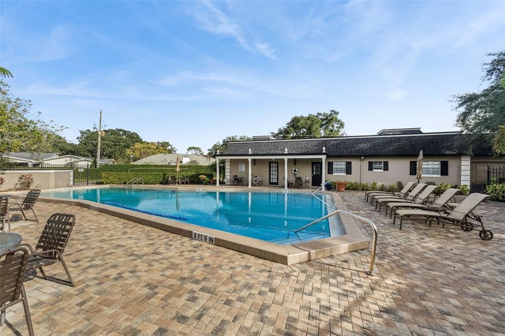 На продажу: $340,000 (2 спален, 2 ванн, 1262 Квадратных фут)