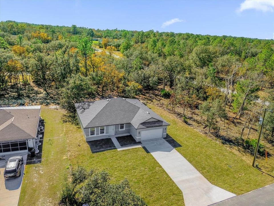 For Sale: $309,900 (4 beds, 3 baths, 1827 Square Feet)