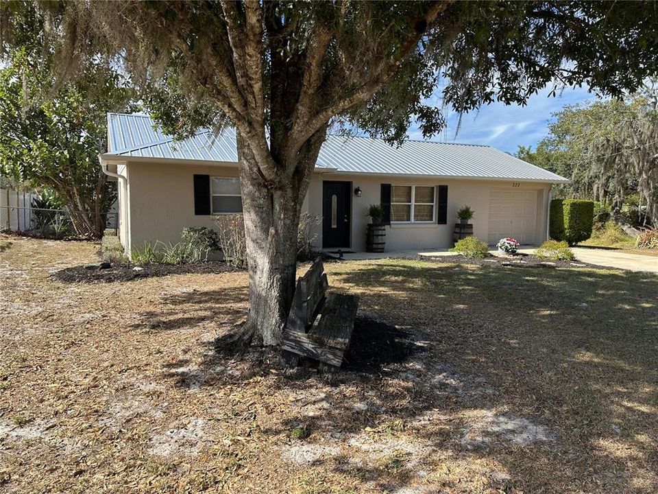 На продажу: $219,000 (2 спален, 1 ванн, 957 Квадратных фут)