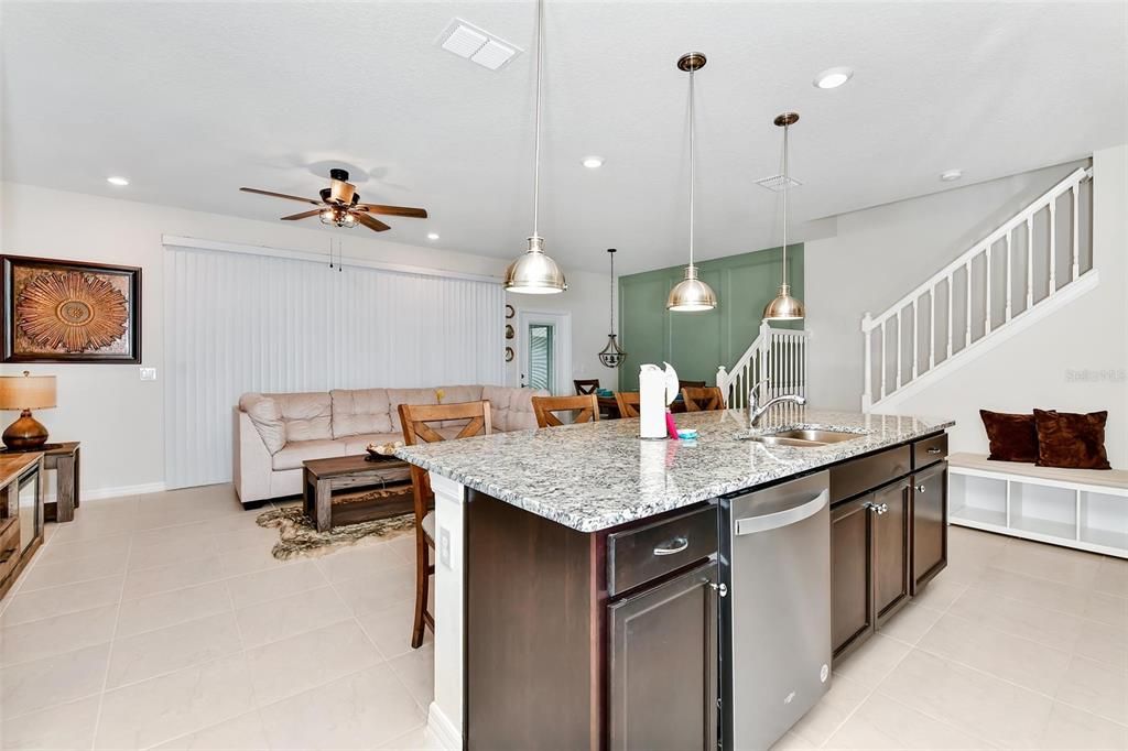 For Sale: $509,000 (5 beds, 4 baths, 2355 Square Feet)