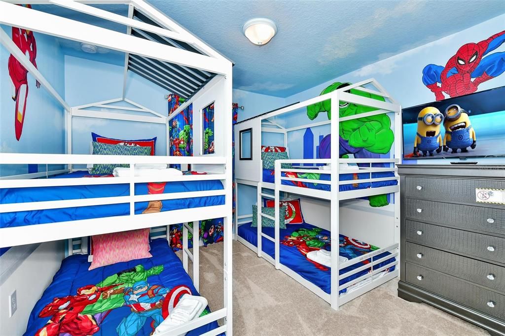 For Sale: $509,000 (5 beds, 4 baths, 2355 Square Feet)