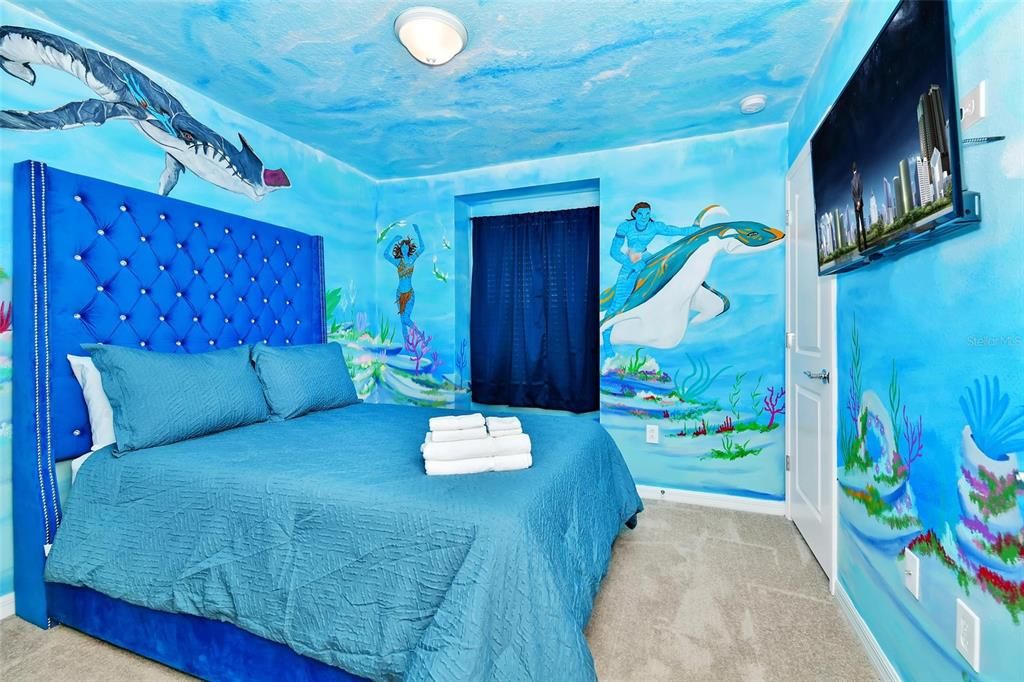 For Sale: $509,000 (5 beds, 4 baths, 2355 Square Feet)