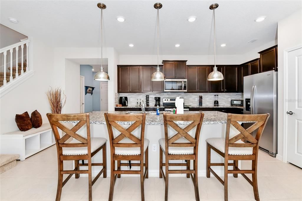 For Sale: $509,000 (5 beds, 4 baths, 2355 Square Feet)