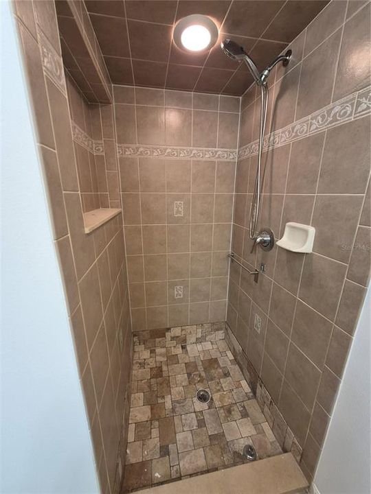В аренду: $1,595 (3 спален, 2 ванн, 1448 Квадратных фут)