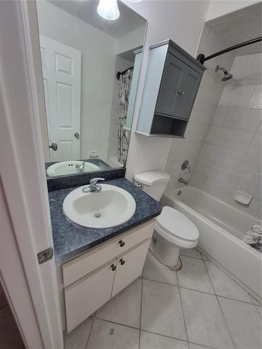 В аренду: $1,595 (3 спален, 2 ванн, 1448 Квадратных фут)