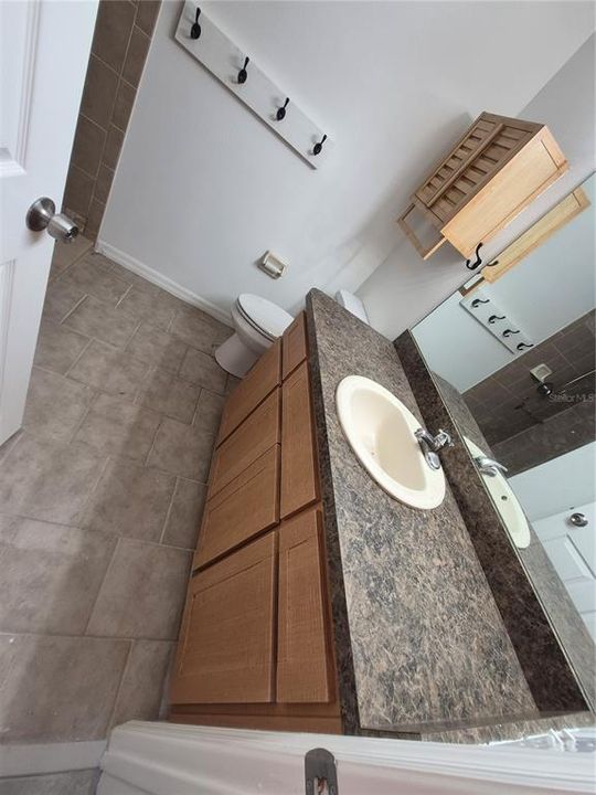 В аренду: $1,595 (3 спален, 2 ванн, 1448 Квадратных фут)