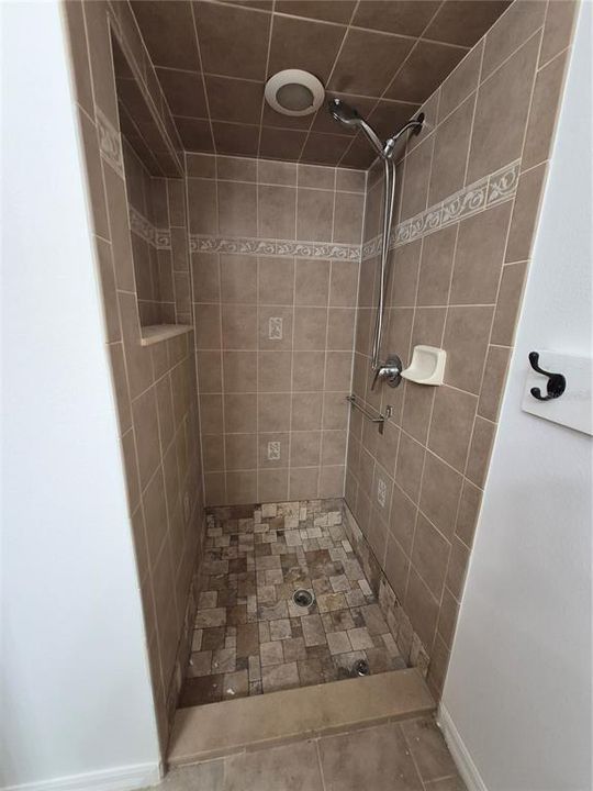 В аренду: $1,595 (3 спален, 2 ванн, 1448 Квадратных фут)