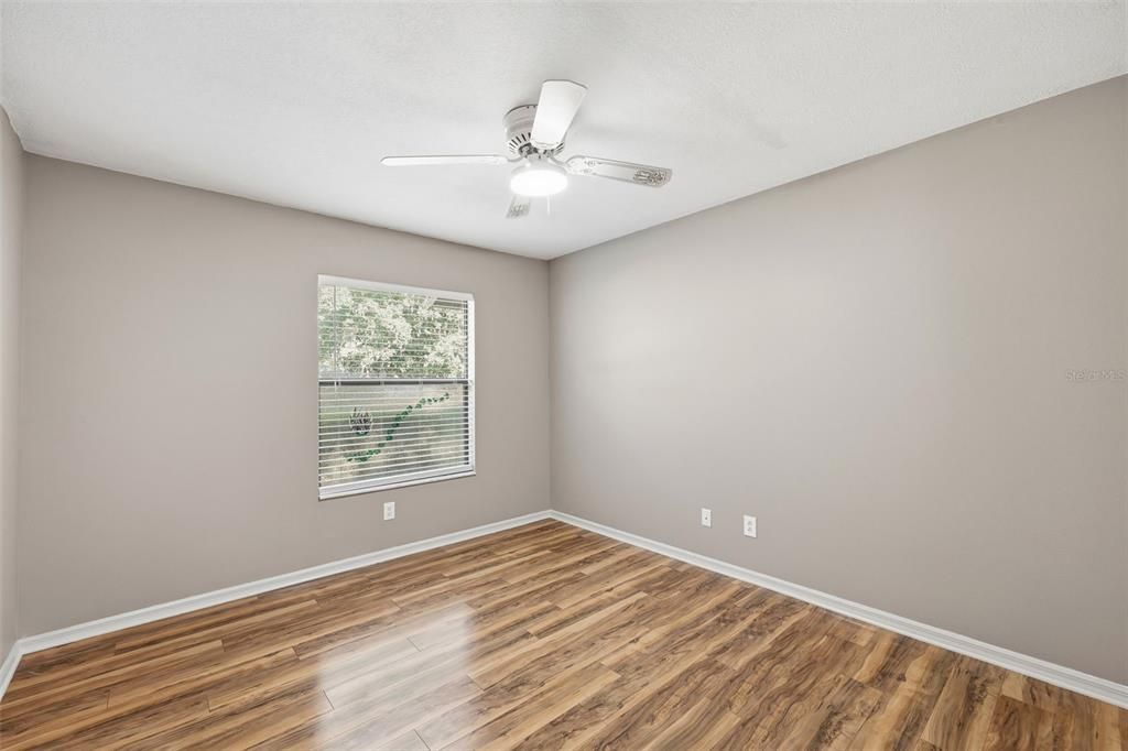 For Sale: $267,300 (3 beds, 2 baths, 1660 Square Feet)