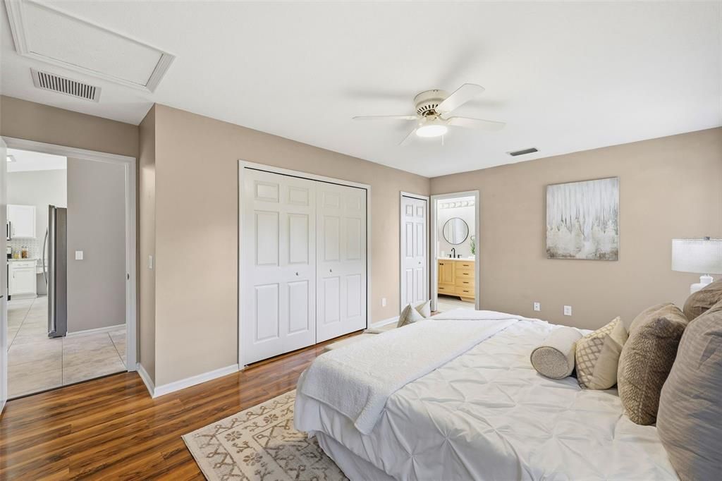 For Sale: $267,300 (3 beds, 2 baths, 1660 Square Feet)