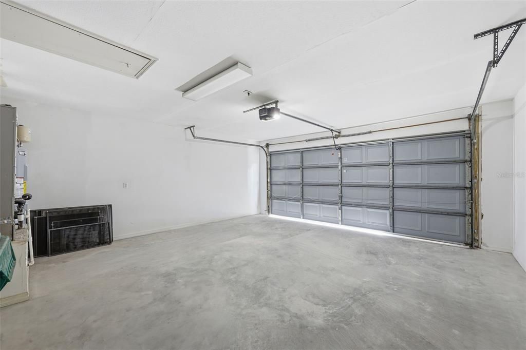 For Sale: $267,300 (3 beds, 2 baths, 1660 Square Feet)