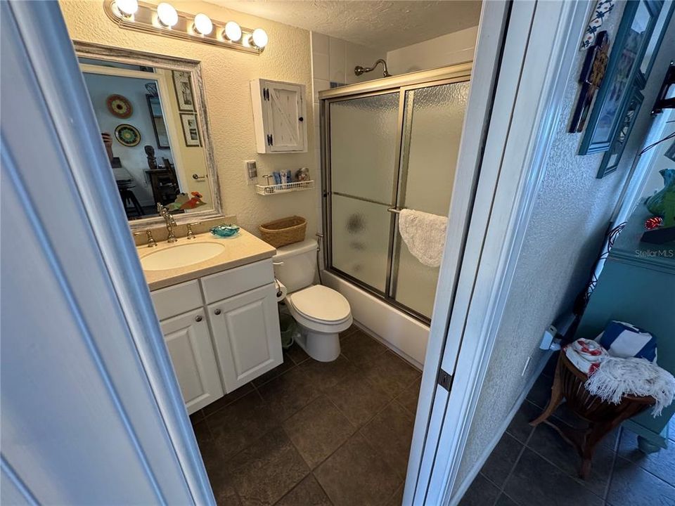 出租: $4,500 (2 贝兹, 2 浴室, 847 平方英尺)