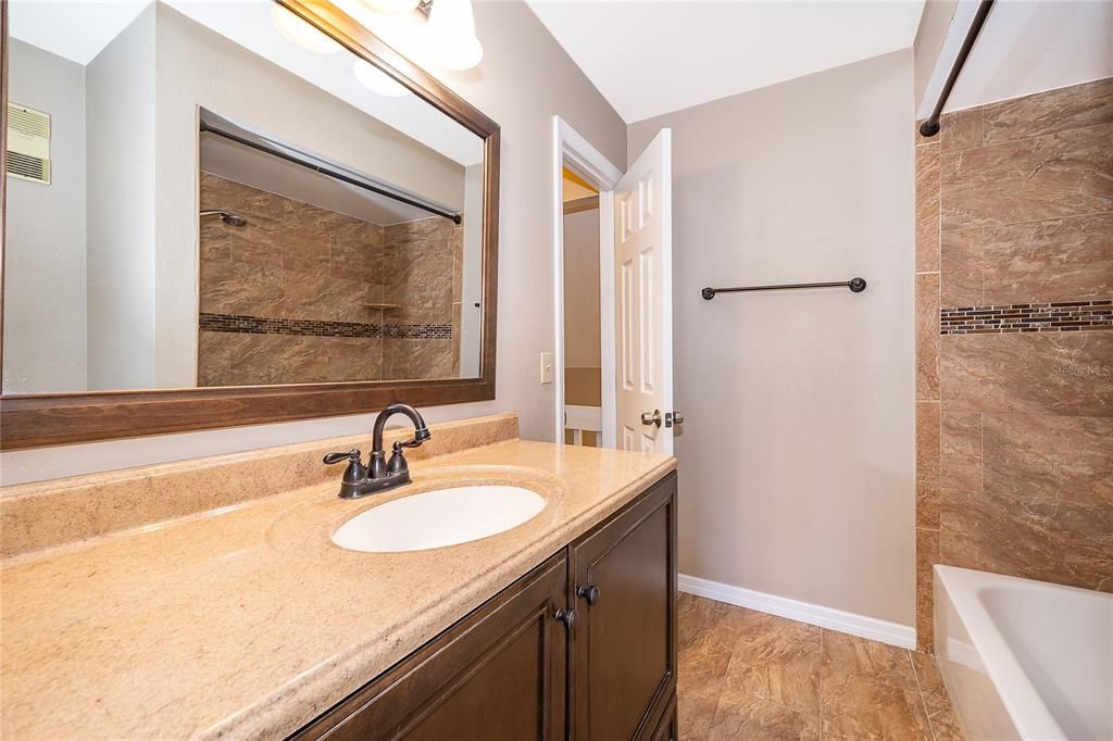 For Sale: $299,000 (3 beds, 2 baths, 1178 Square Feet)